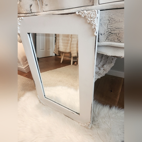 Shabby chic Hand Painted mirror - Picture 3 of 6